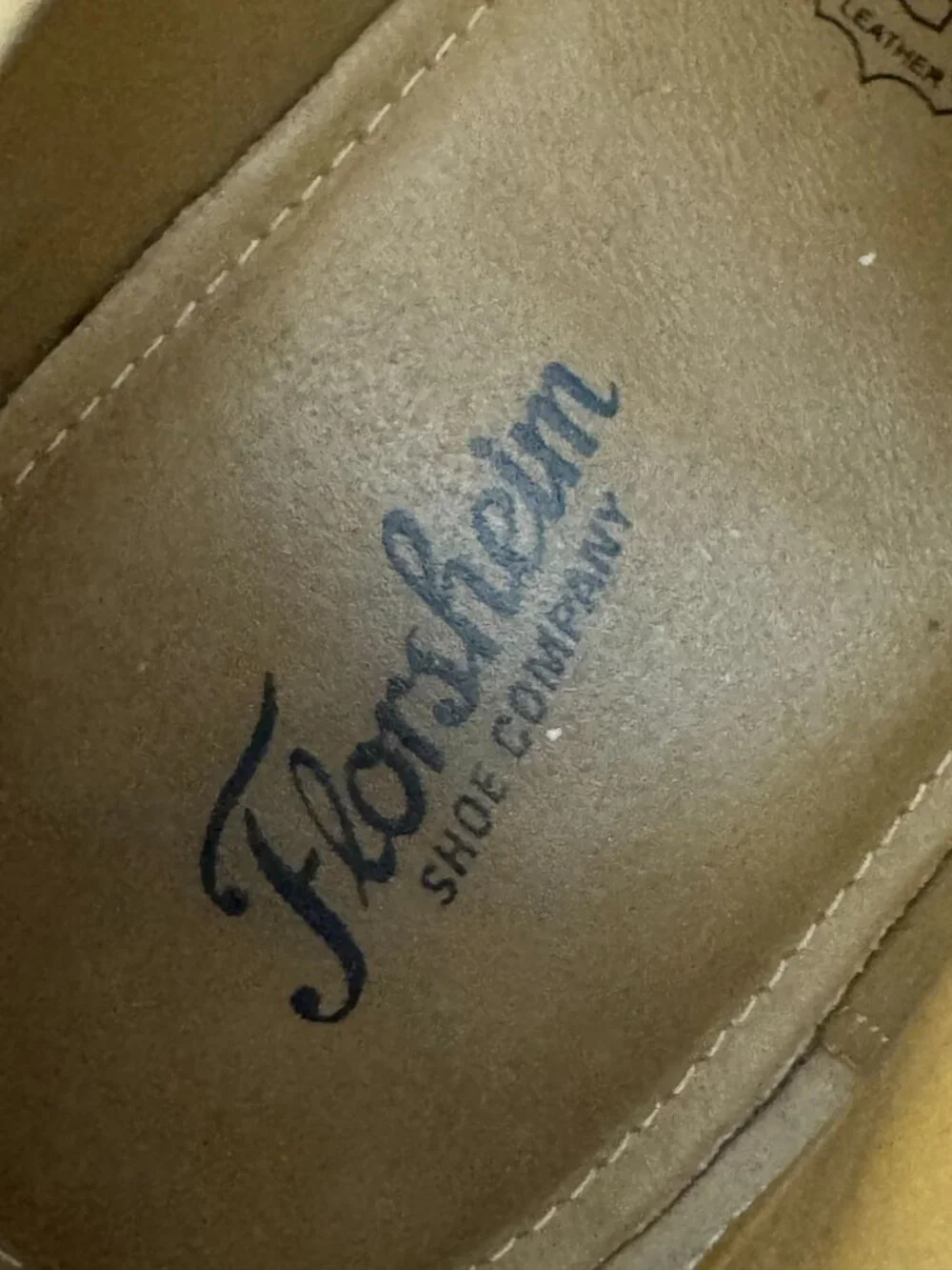 Florsheim Mens Brown Leather Chukka Boots Size 10.5 3E Wide Lace up Classic
